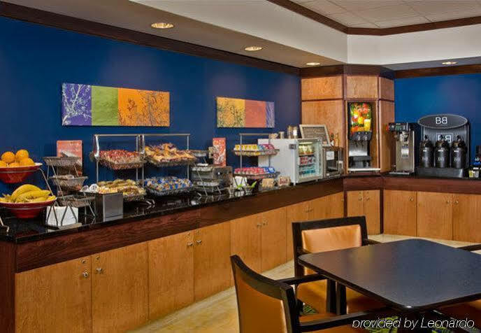 Fairfield Inn Dulles Airport Chantilly Extérieur photo